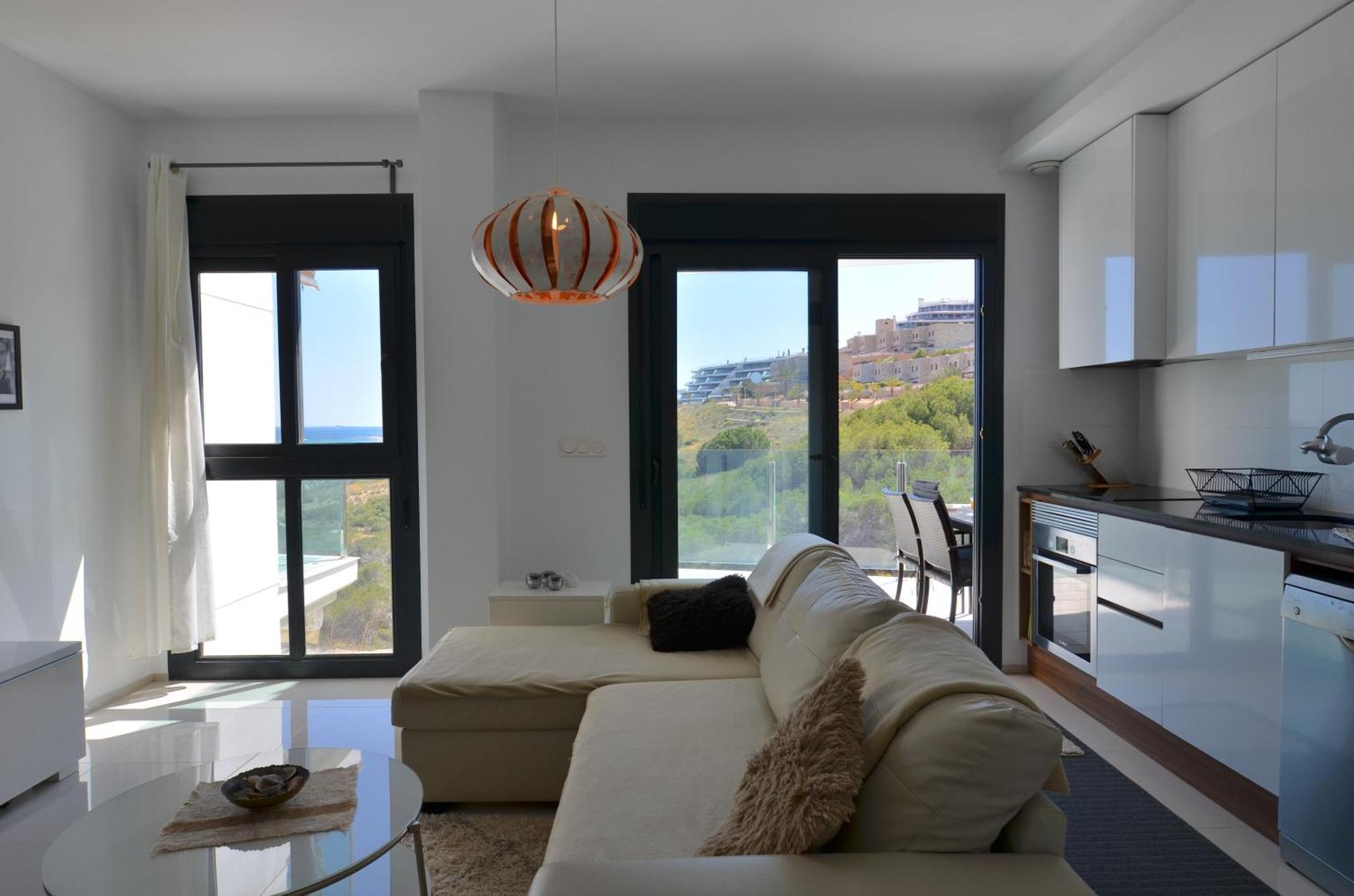 Beachfront Luxury Apartments By Nras 아레날레스 델 솔 객실 사진